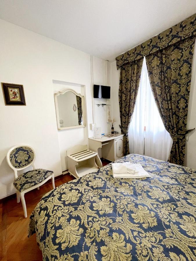 Hotel Terzo Crotto Cernobbio Bagian luar foto